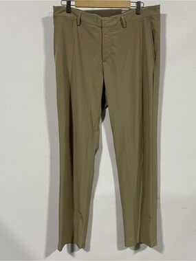Nike Men's Khaki Straight-Leg Chinos